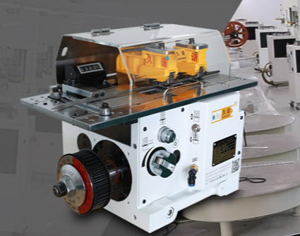 送料機(jī) 送料機(jī)